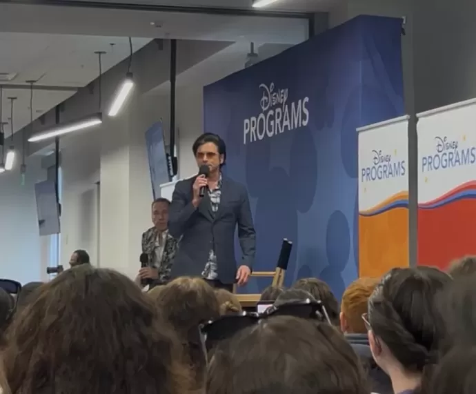 John Stamos Inspires Disney College Program Participants at Flamingo Crossings